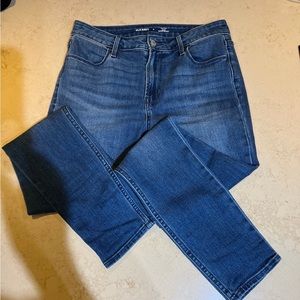 Old Navy High-Waisted Wow Super-Skinny Jeans (size 6)